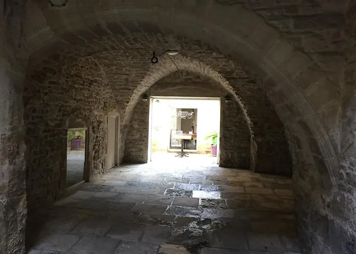 Centre Avec Vue Sur Les Toits